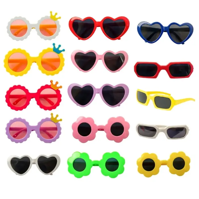 Jolies lunettes soleil à monture en forme cœur pour chat