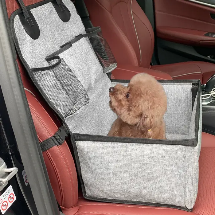 Siège auto pour chien gris polyesters stable et confortable accessoire de voyage pour chiens de petite à moyenne taille occasionnels ou régulières pour randonnées et déplacements familiaux