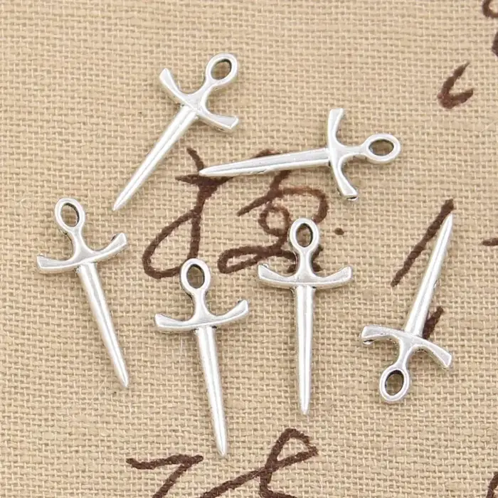 Breloques épée de poignard 21x10mm, pendentif artisanal fait à la main, couleur argent tibétain Vint