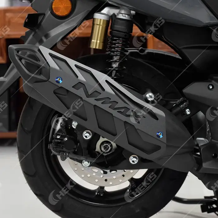 CHEKIS convient aux accessoires modifiés 2025 YAMAHA NMAX NEO/NEO S/NMAX TURBO/TURBO TECH MAX couvercle de protection de tuyau d'échappement coque de protection de tuyau d'échappement couvercle de pro