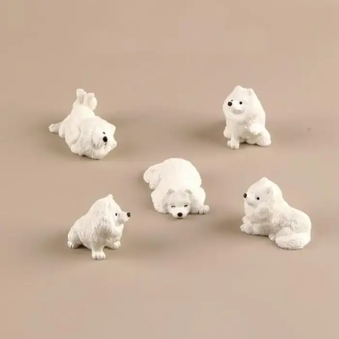 Lot de 5 figurines décoratives réalistes de Samoyèdes, chiens Kawaii en résine, miniatures pour déco