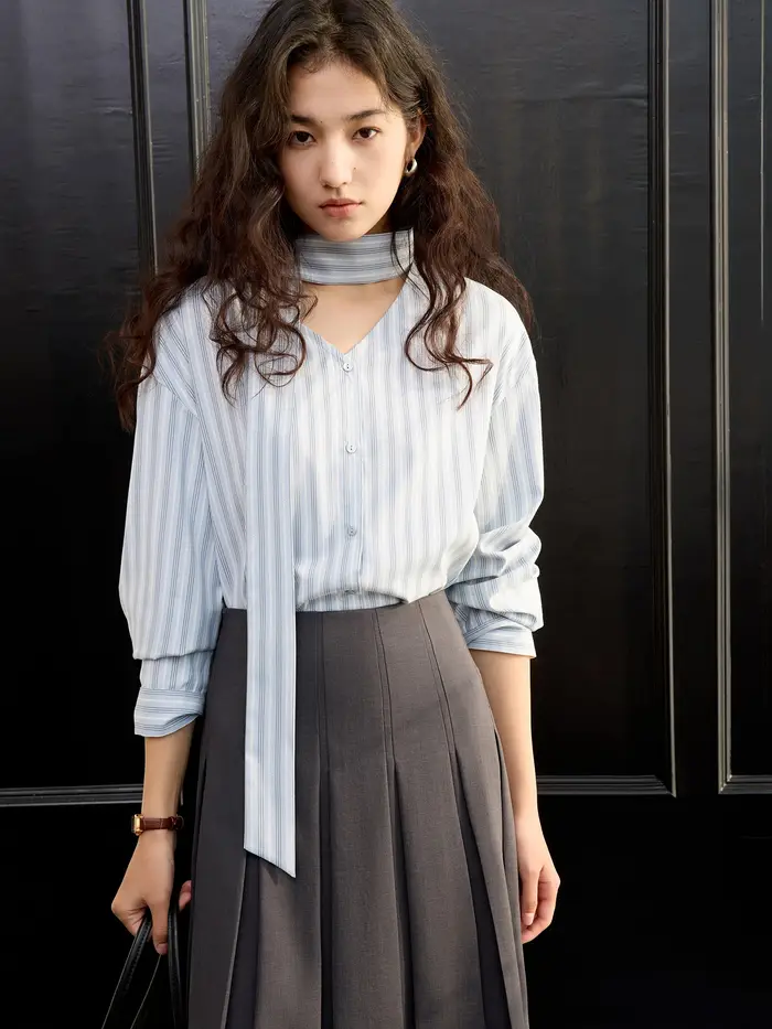 ZIQIAO【2 Version】 femmes rayure Blouses décontractées 2025 printemps col Polo bleu rayure à manches 
