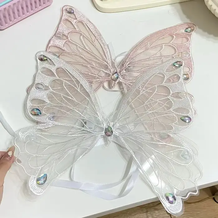Aile de chien papillon plonger oyante mignonne