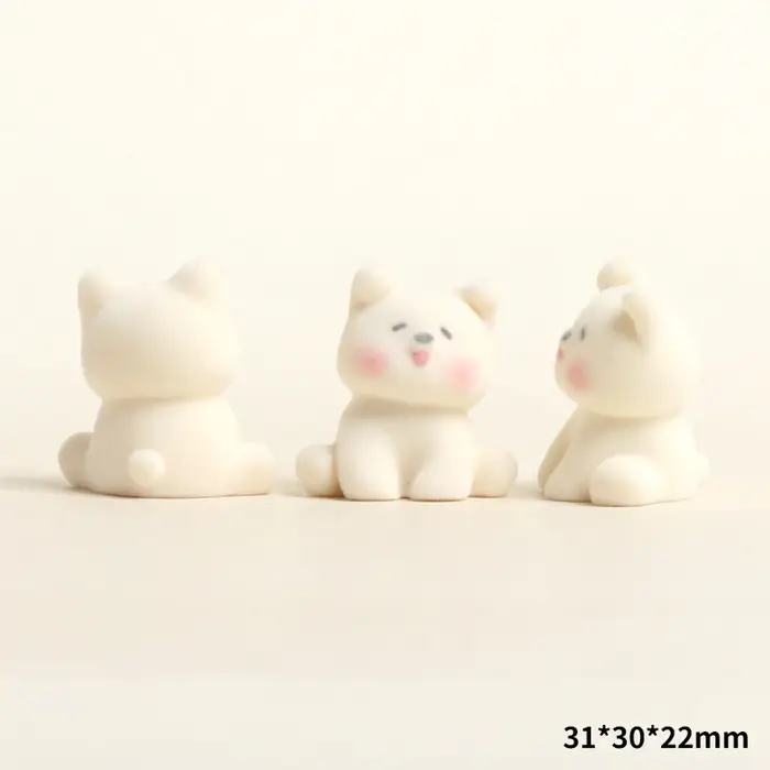 Mini figurine de chien de dessin animé en velours, figurine de chien en flocage 3D, petit ornement d