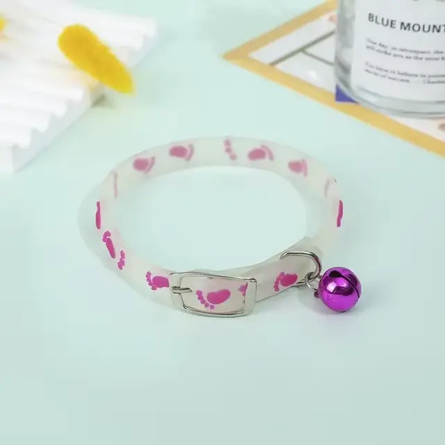 Collier pour chien qui brille dans la nuit avec cloche, collier pour chiot auto-éclairé pour chien, 