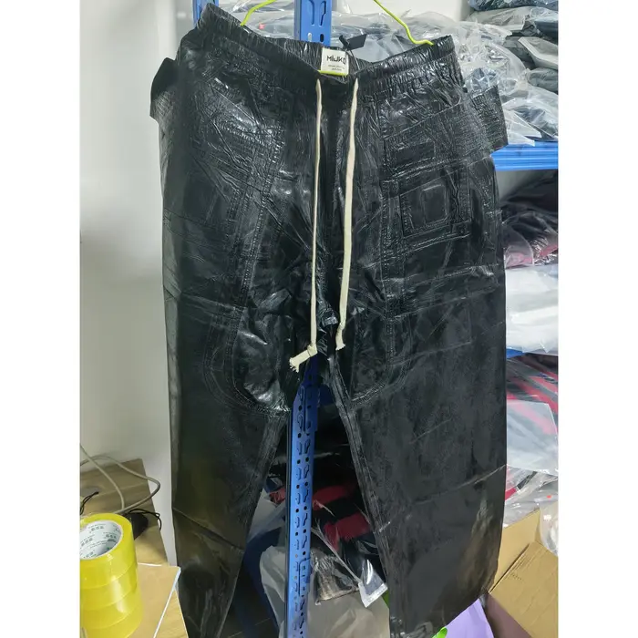 Pantalon Cargo noir à jambes larges