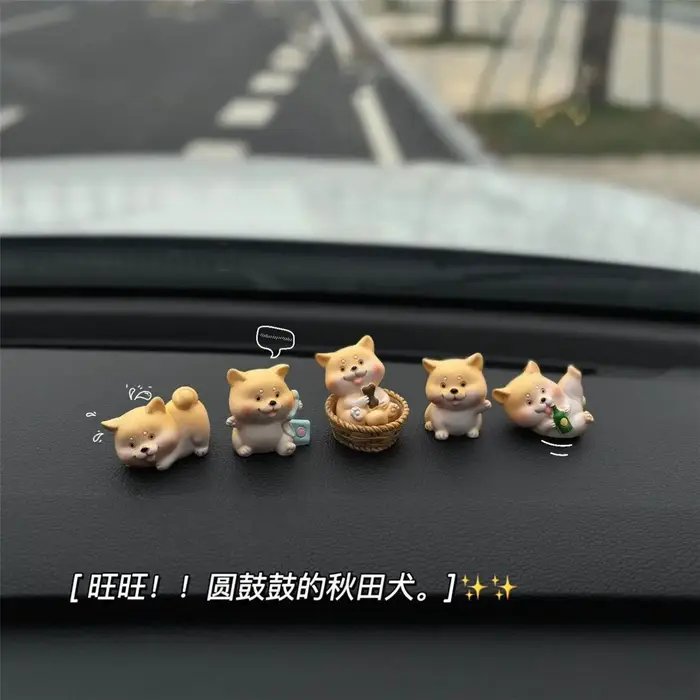 Mini chien de dessin animé Akita Inu, ornement de tableau de bord pour voiture, accessoires d'intéri