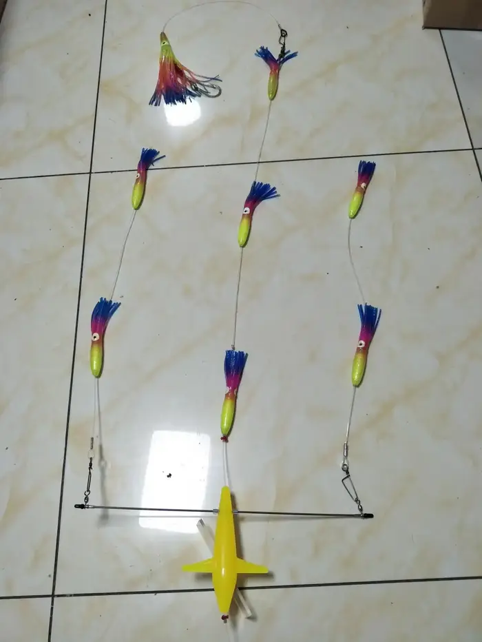Barres d'Épandage de Gouvernail en Acier Inoxydable de 18 Pouces, avec Oiseau Marlin de 7 Pouces Pre