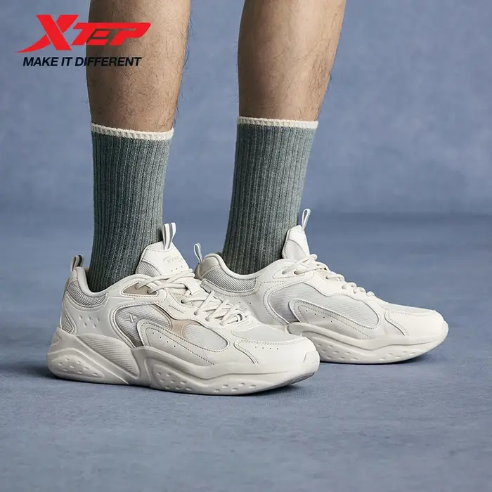 Xtep chaussures de loisirs pour hommes 2025 été léger maille respirant à semelles épaisses rehaussan
