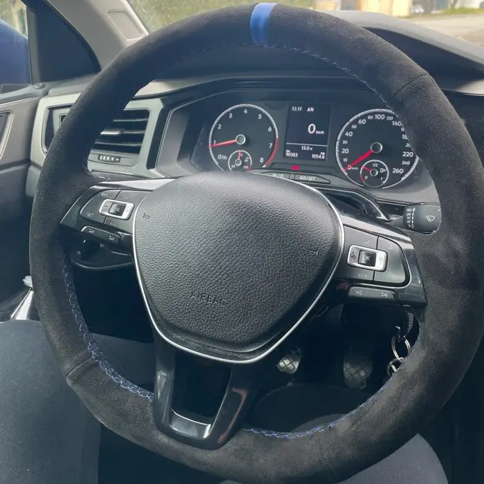 Housse de volant de voiture personnalisée, antidérapante, en daim noir, pour Volkswagen VW Golf 7 Mk