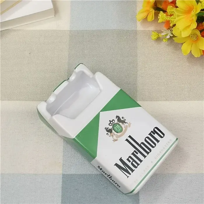 Boîte à cigarettes Marlboro, nouveau Style européen, cendrier créatif en céramique, tendance domesti