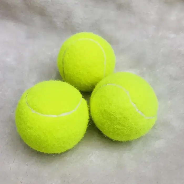 Balle de tennis haute qualité jaune fluorescent pour entraînement et jeu, résistante pour chiens, ballon d'entraînement de sport de plein air