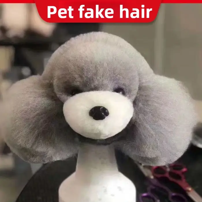 Tête de chien en peluche