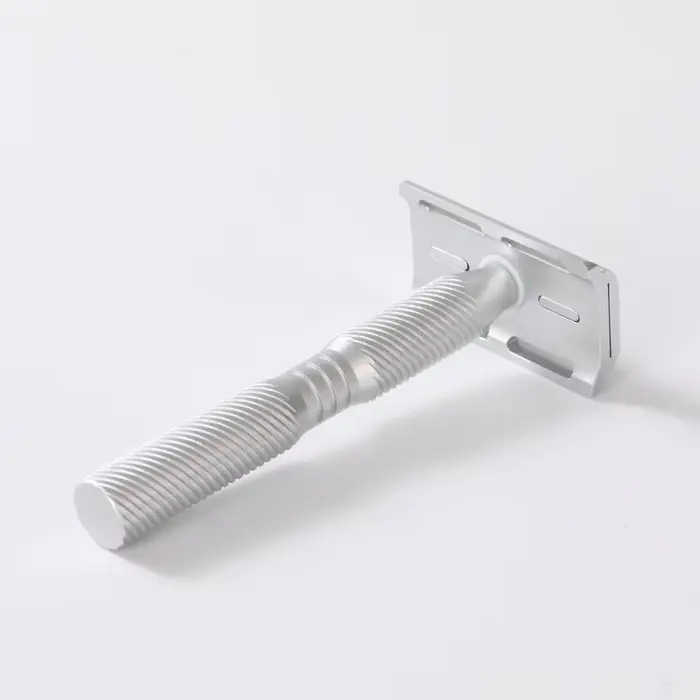 Rasoir de sécurité léger YAQI Ghost (version aluminium)