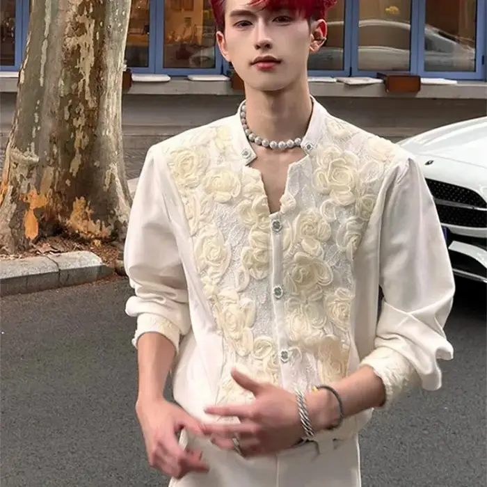 Chemise à manches longues pour homme, col montant, couleur crème, avec broderie de roses et boutons 
