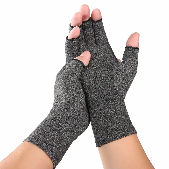 Soulager l'inconfort des mains avec 1 paire de gants de compression sans doigts