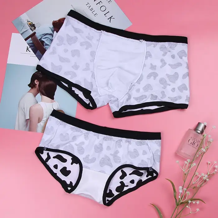 Sous-vêtements sexy en coton pour couples amoureux, boxer pour hommes et femmes, culottes respirantes, shorts College, caleçons à motif de vache, vêtements