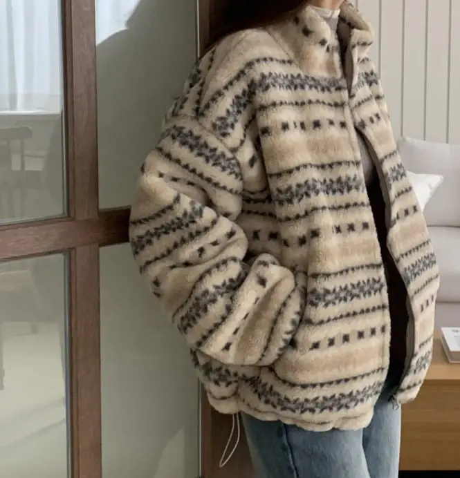 Vêtements d'hiver avec motifs rétro, veste en coton épais et chaud pour femmes