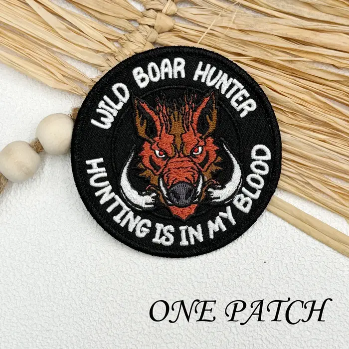 WILD BOAR HUNTER HUNTING est dans mon sang Patch brodé tactique crochet et boucle coudre sur broderie Badge militaire