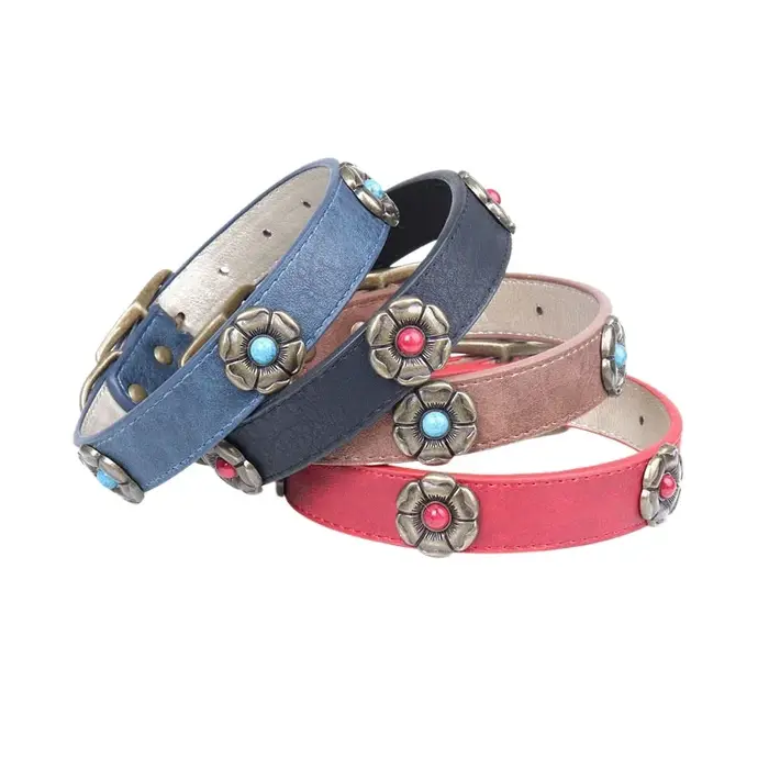 Collier à fleurs pour animaux de compagnie