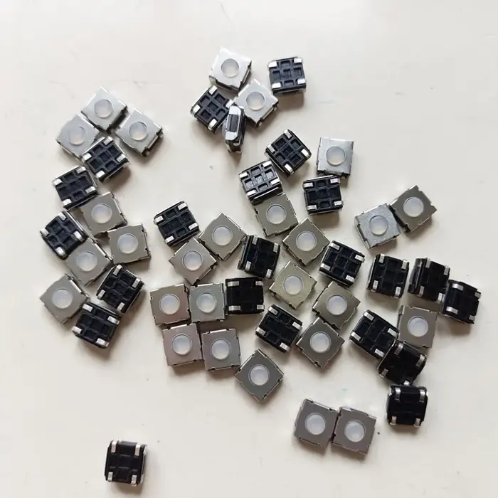 Micro bouton de commutation clé à distance de voiture bouton poussoir tactile pour VW taille: 6*6*3.