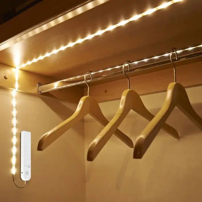 LED sous armoire lumière LED bande lampe à LED avec capteur de mouvement PIR sans fil Port USB lumiè