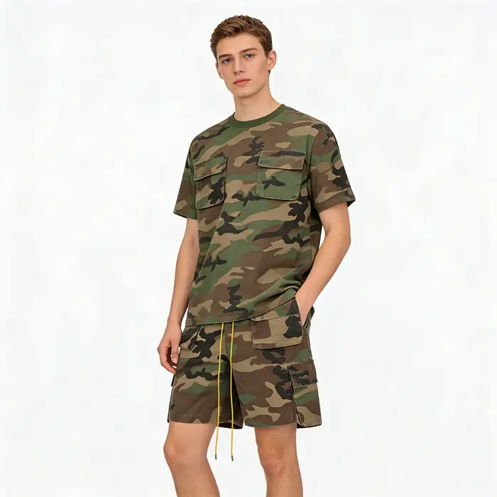 Shorts cargo camouflage pour homme, style streetwear, multi-poches, coupe oversize, avec cordon de s