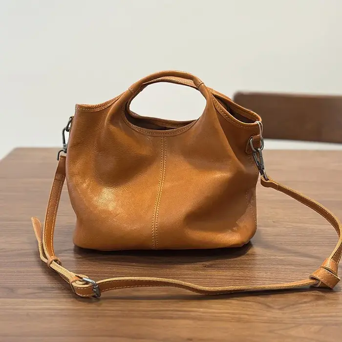 Sac à main pour femme Johnature 2026 Automne Nouveau en cuir véritable Sac rétro en cuir de vache so
