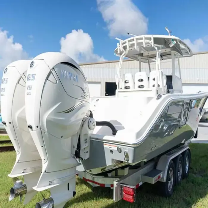 Bateau de pêche en aluminium de luxe personnalisé 2025 avec console centrale pour activités de loisi