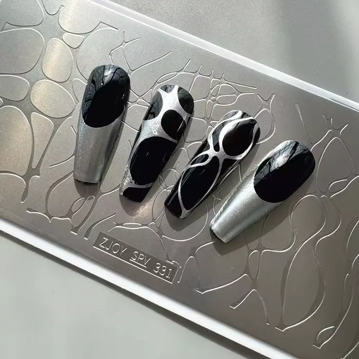 XMQ NAIL ART STAMPING PLATES CARTON GATS DOGS WATER RIPPLES IMAGE PLATE TEMPLATES