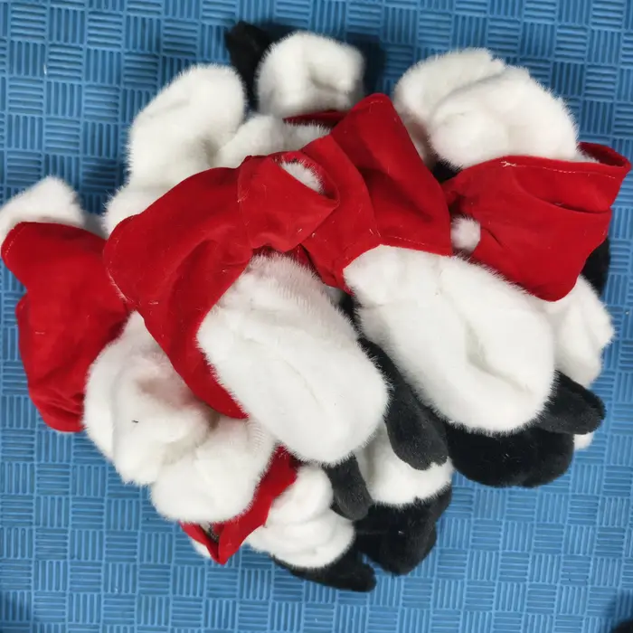 Lot de 30 housses de coussin en peluche non rembourrées pour chien blanc corpulent de 25 cm avec vêt