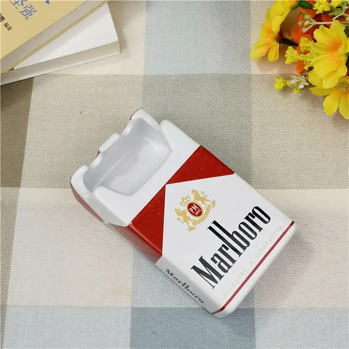 Boîte à cigarettes Marlboro, nouveau Style européen, cendrier créatif en céramique, tendance domesti
