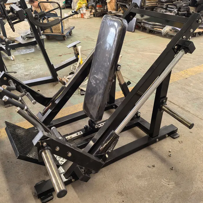 Appareil de musculation pour salle de sport, machine à rames linéaire à charge de plaques pour exerc