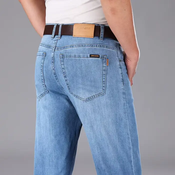 Jean droit ample et léger pour homme
