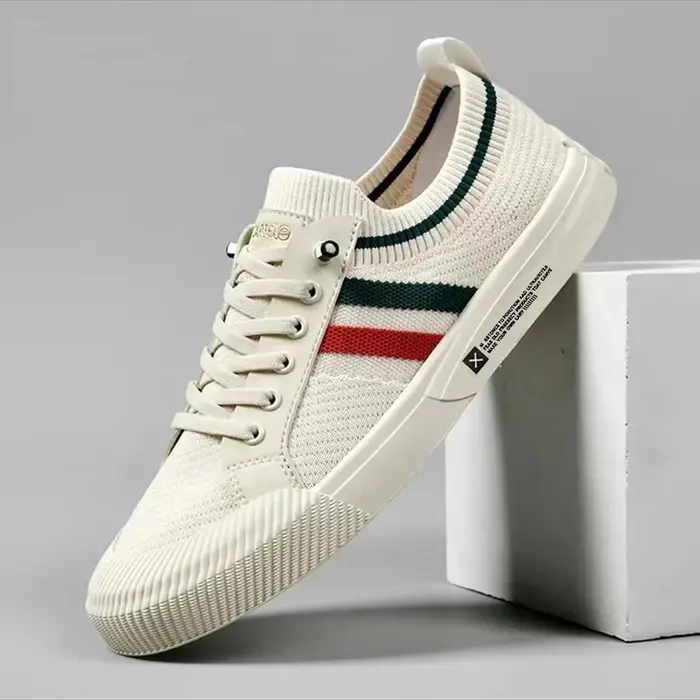 Chaussures d'entraînement d'intérieur confortables et respirantes pour hommes, baskets souples et lé