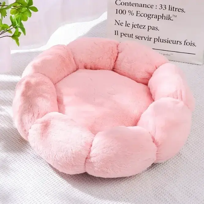 Lit pour animaux de compagnie confortable en forme de fleur unique pour une utilisation intérieure e