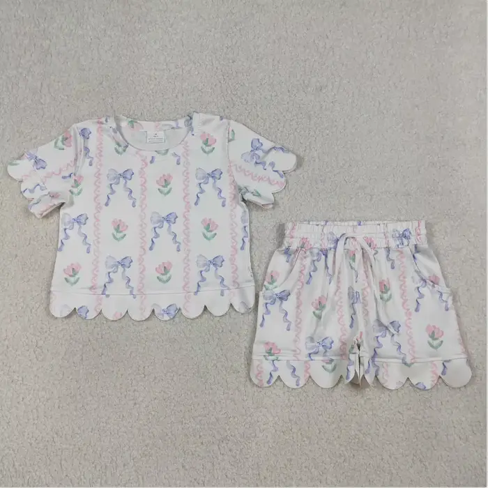 Vêtements pour enfants : Ensembles courts pour bébés filles, collection en promotion – Haut bleu à nœuds, fleurs et rayures, et short à volants