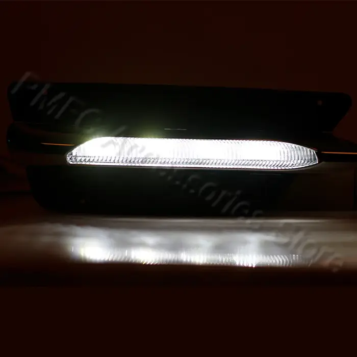 PMFC Grilles de pare-chocs avant moulage LED antibrouillard feux de jour antibrouillard pour mercede