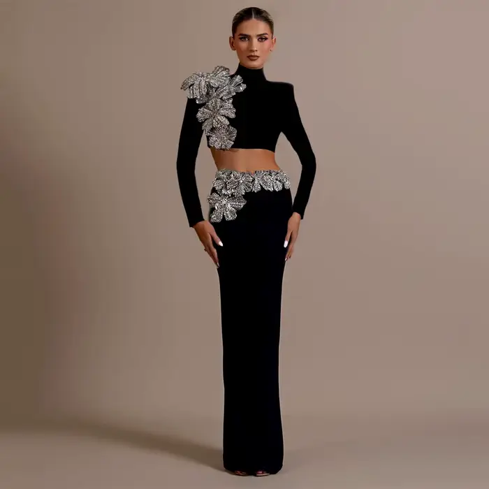 Ensemble deux pièces pour femmes, Sexy, diamants, manches longues, hauts, jupes, vêtements d'automne