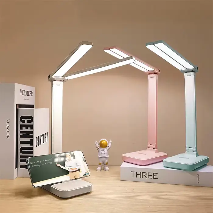 Lampe de bureau USB à 3 niveaux de luminosité réglable