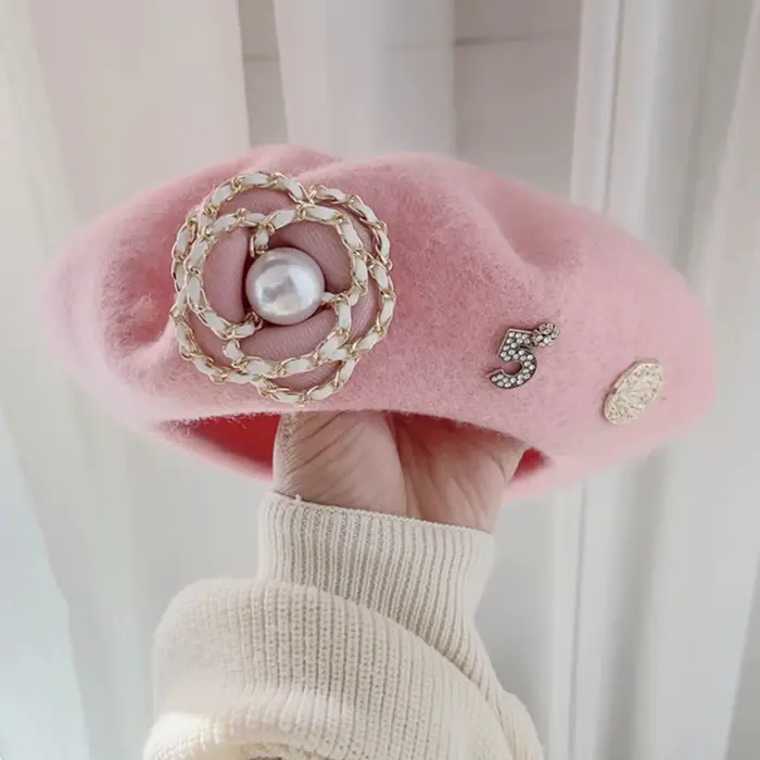Béret en laine à fleurs pour femmes, 1 pièce, nouvelle marque, chapeau d'hiver pour femmes, bérets p