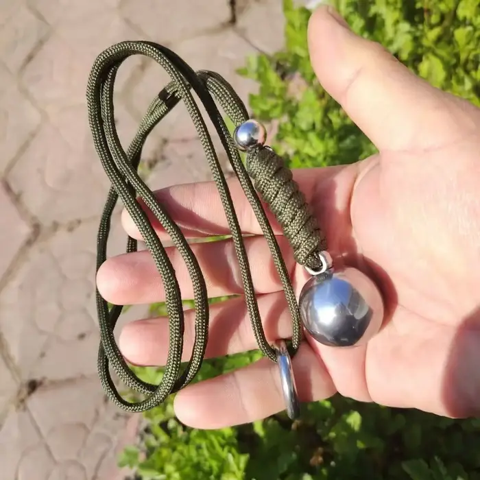 Pendentif boule, Gadgets d'auto-défense