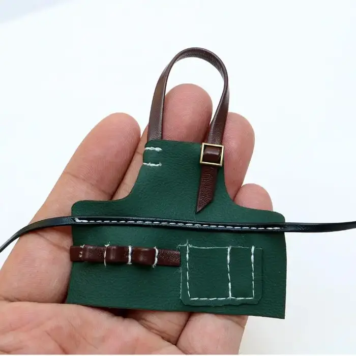 Tablier en cuir de couleur unie simple, réglable en longueur, pour la personnalisation et la décorat