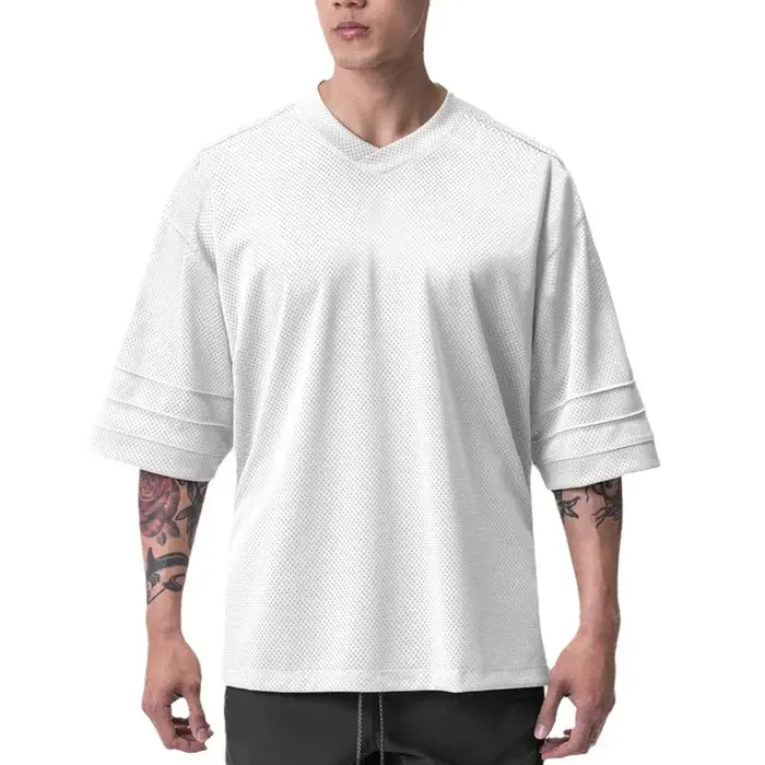 T-shirt de course oversize à épaules tombantes et col en V, manches courtes, en maille respirante po