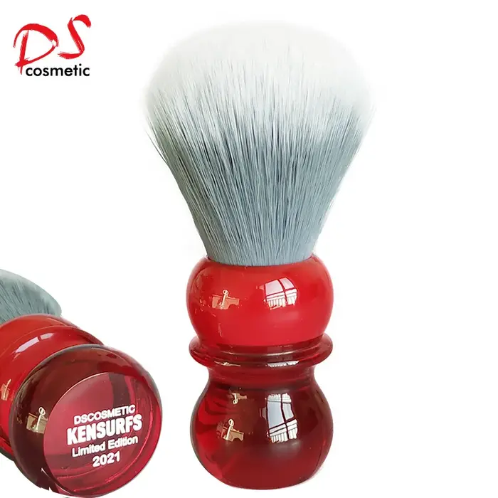 Dscosmetic Kensurfs brosse à raser cheveux doux avec manche en résine rouge et cheveux synthétiques 