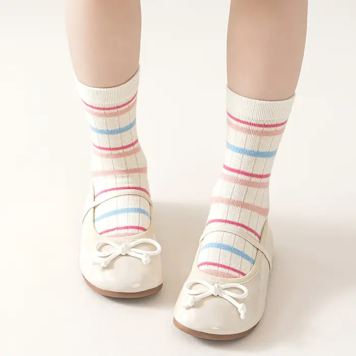 Lot de 5 chaussettes de sol pour enfants avec motifs lapin 3D et motifs floraux, points antidérapant