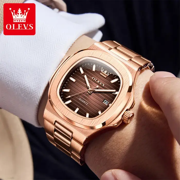 Montre homme carrée OLEVS fashion acier inoxydable doré avec calendrier date lumineux pour homme élégant et sportif occasions spéciales