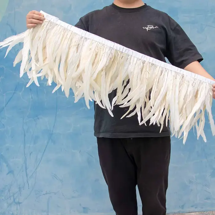 Garnitures de plumes de queue de coq bleue de 1/10 mètres, pour travaux d'aiguille et artisanat de b