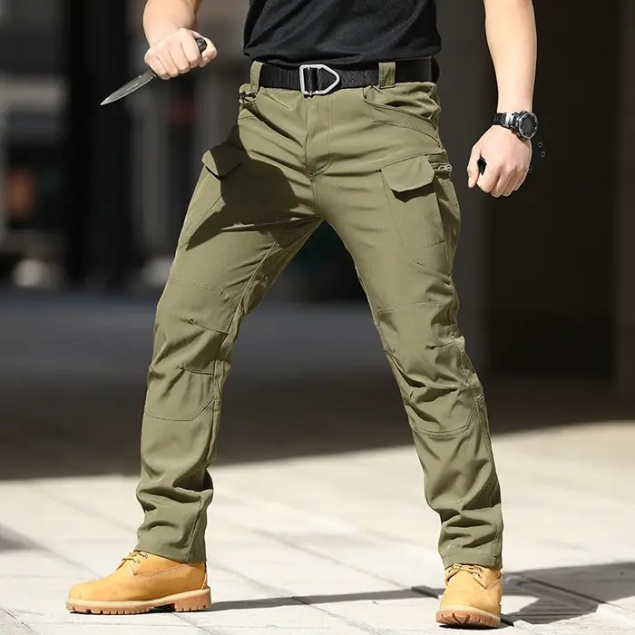 Pantalon de chasse camouflage coupe slim homme - Discrétion et élégance pour le terrain