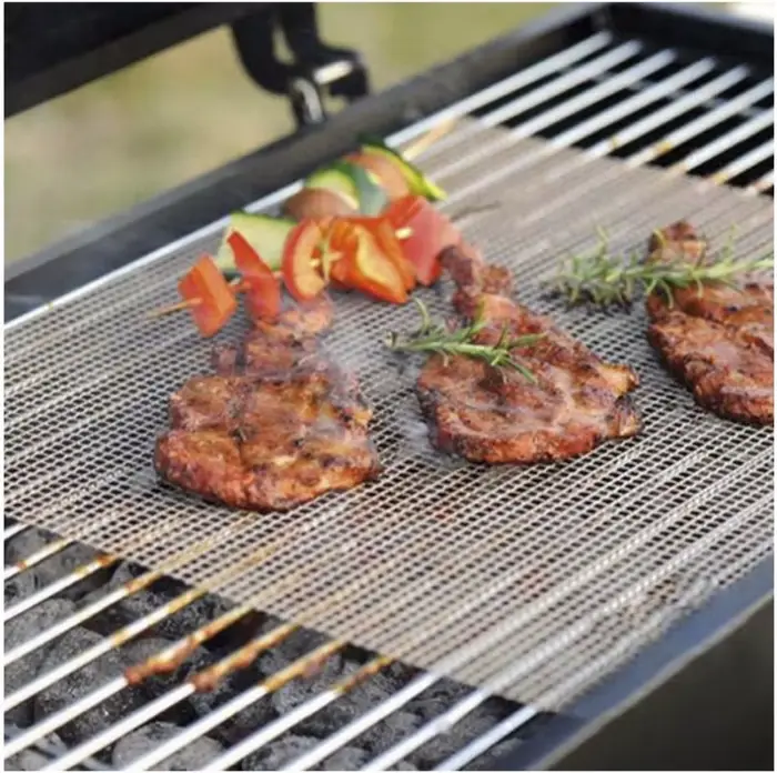Tapis de barbecue résistant aux hautes températures, antiadhésif, découpable, en matériaux de qualité alimentaire pour soirées et fêtes en plein air